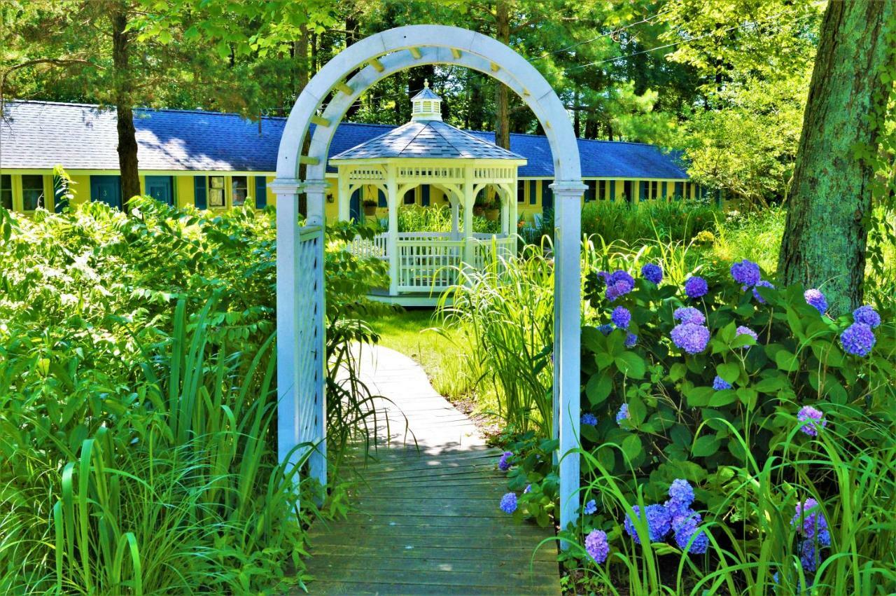 شاطئ بيثاني Meris Gardens B&B المظهر الخارجي الصورة