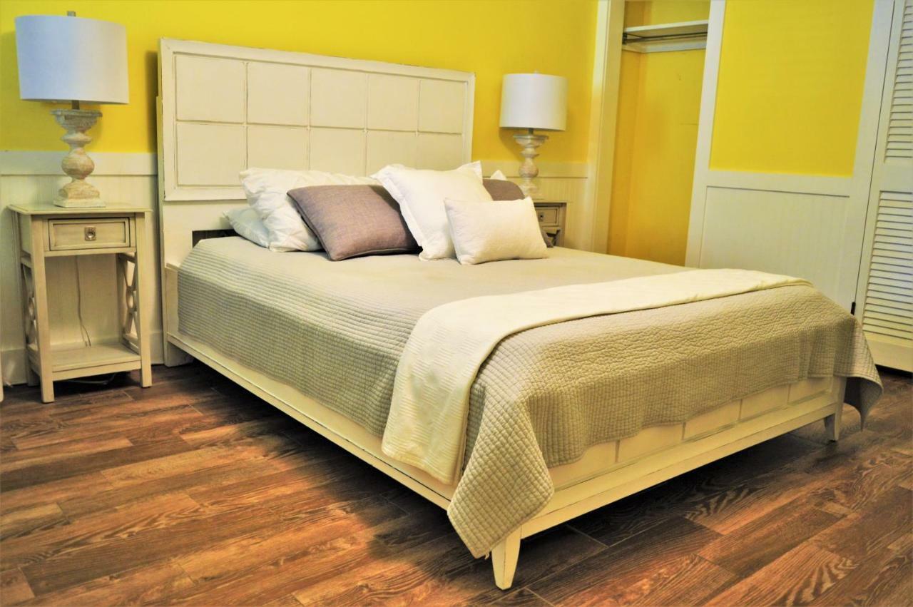 شاطئ بيثاني Meris Gardens B&B المظهر الخارجي الصورة