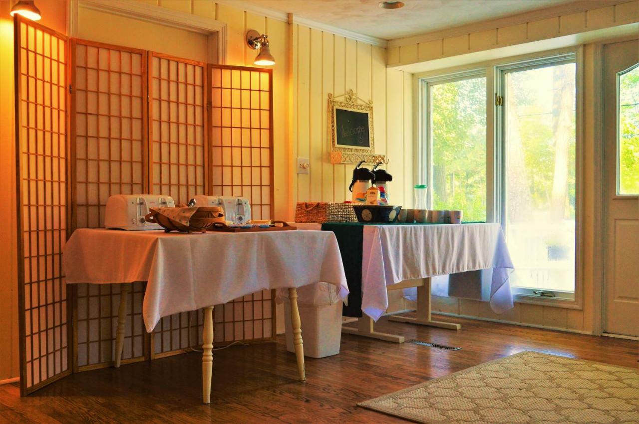 شاطئ بيثاني Meris Gardens B&B المظهر الخارجي الصورة