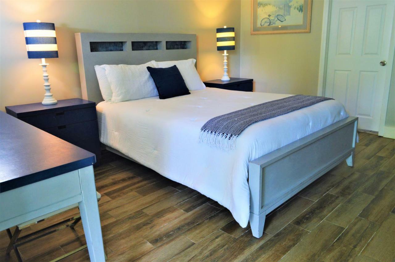 شاطئ بيثاني Meris Gardens B&B المظهر الخارجي الصورة